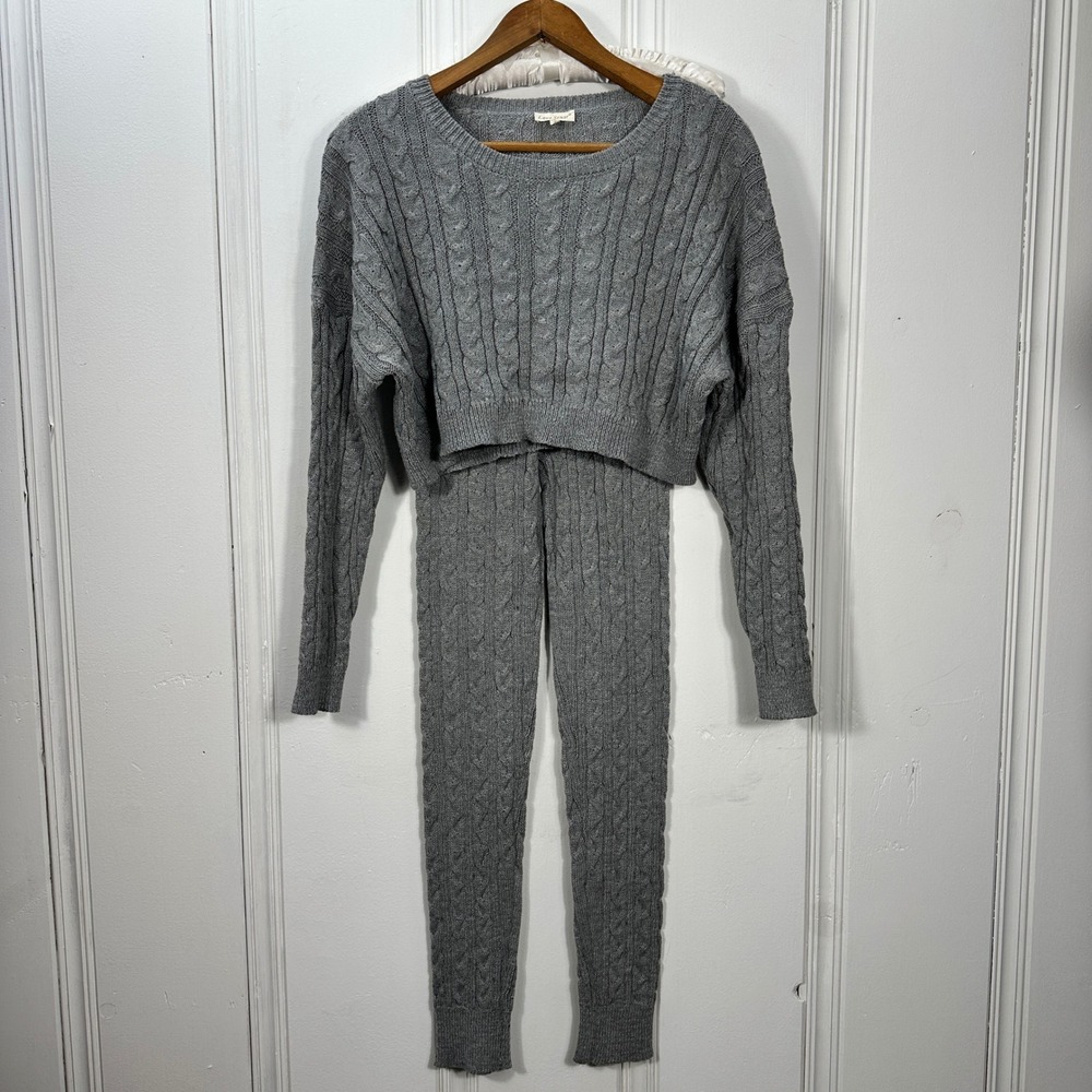 Love Sense Sweater Set Womens Large Gray Excellent Cable Knit Crop Top Leggings